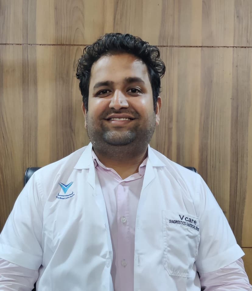 Dr Rohan Nangare